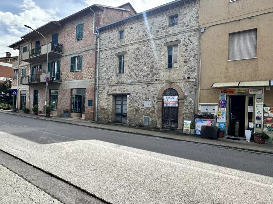 Immagine 3 di Rustico / casale in vendita  a Perugia
