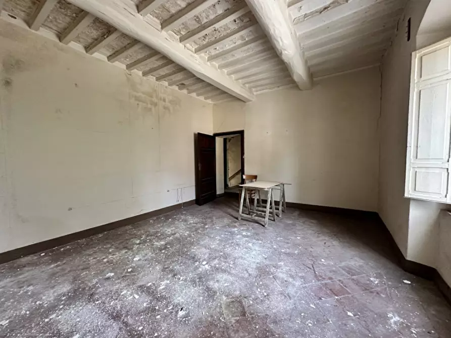 Immagine 11 di Rustico / casale in vendita  a Perugia