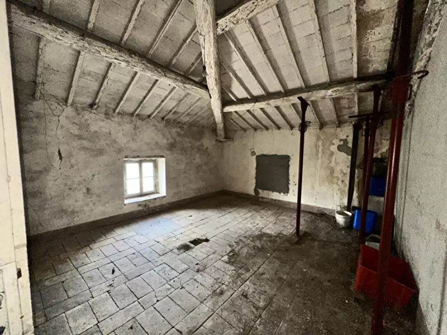 Immagine 16 di Rustico / casale in vendita  a Perugia