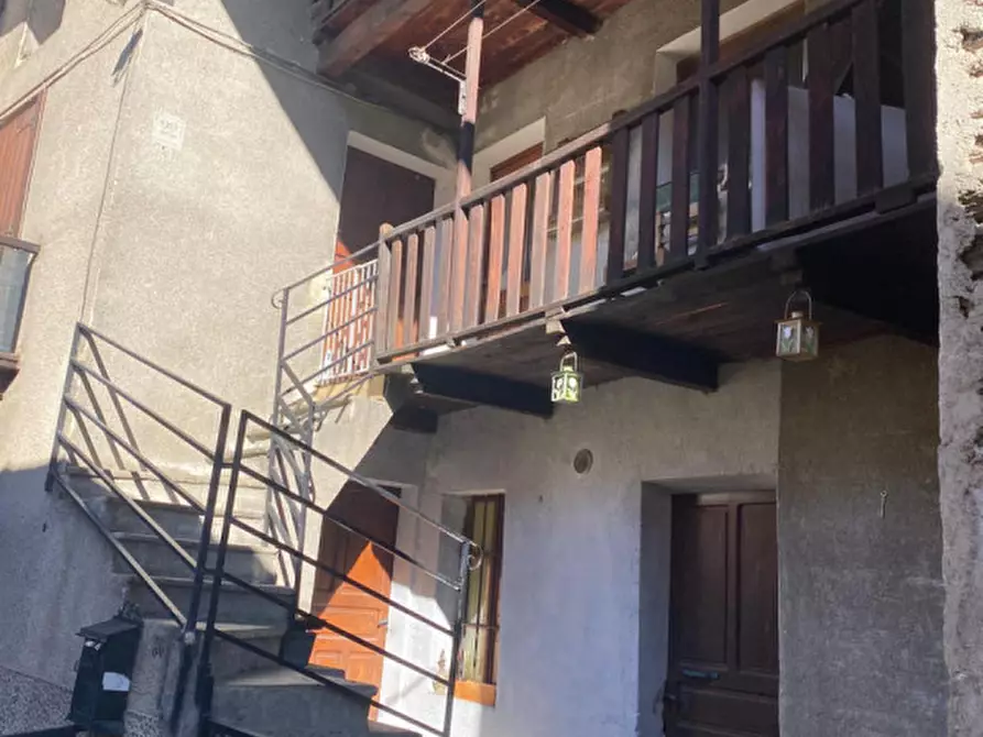 Immagine 9 di Casa indipendente in vendita  in leverogne a Arvier
