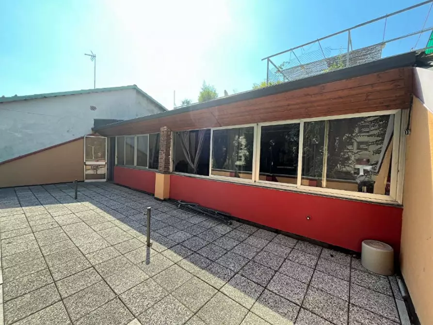 Immagine 12 di Negozio in vendita  in Via Cibrario 91 a Torino