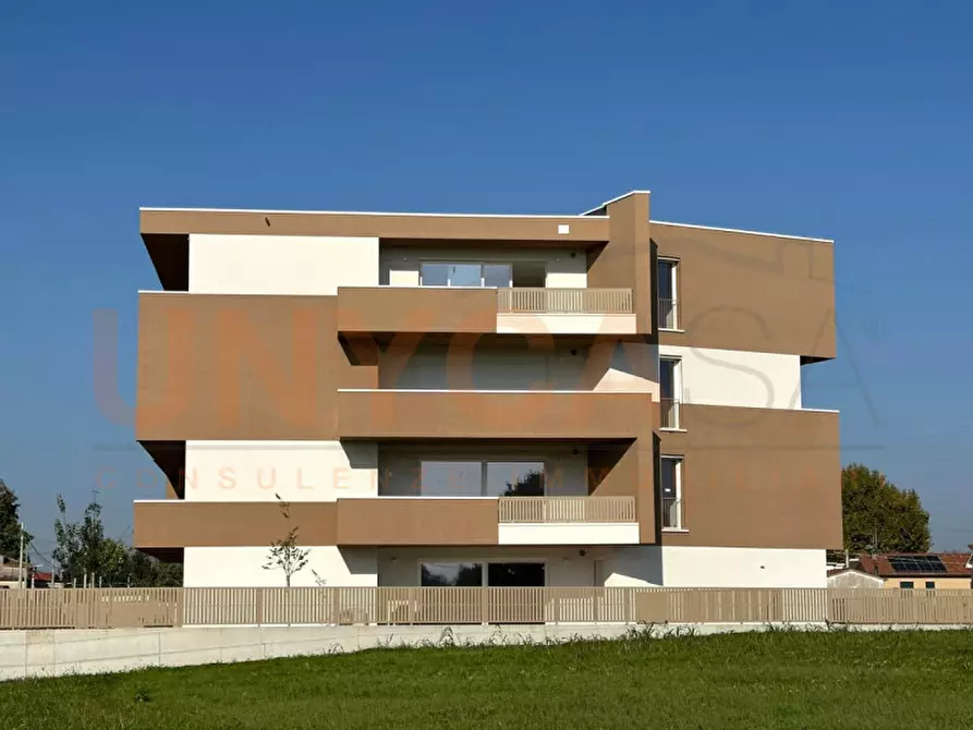 Immagine 1 di Attico in vendita  in Via Pioveghetto a Padova