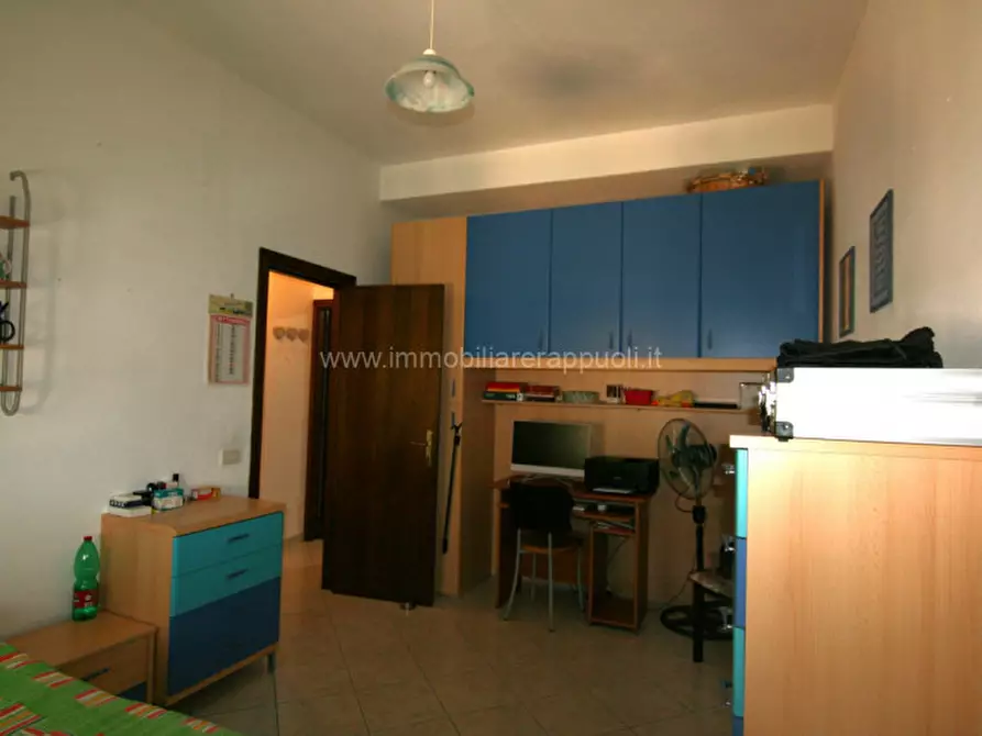 Immagine 16 di Appartamento in vendita  a Sinalunga