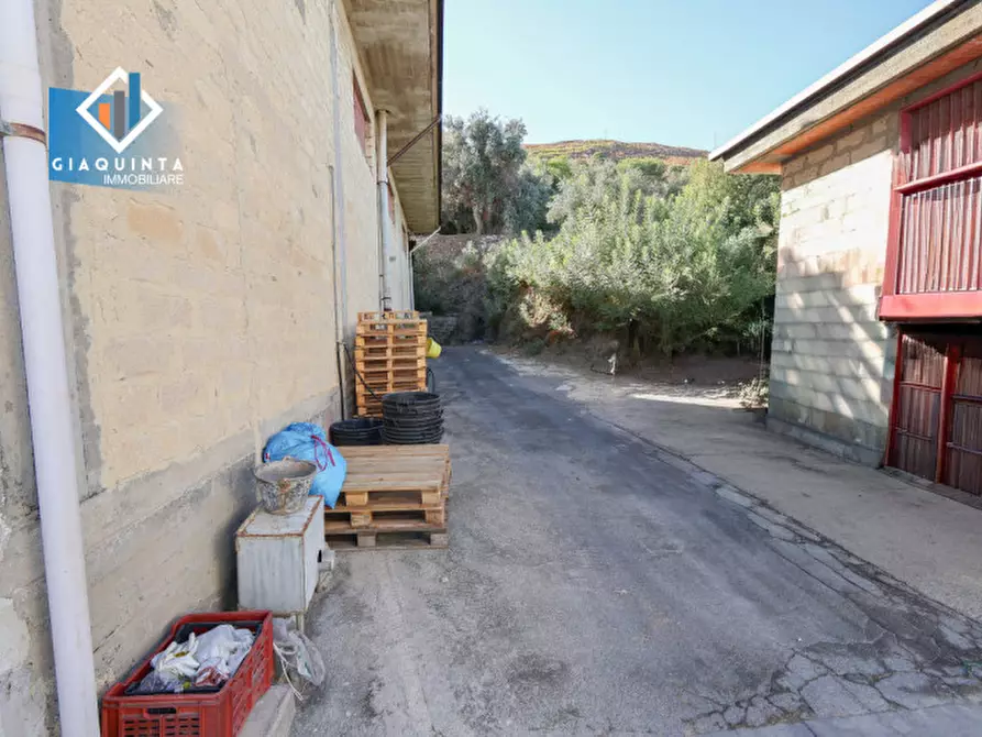 Immagine 21 di Capannone industriale in vendita  in Viale Resistenza Partigiana a Palagonia