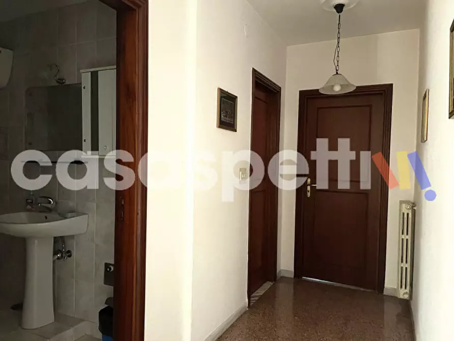 Immagine 11 di Appartamento in vendita  in Piazza Risorgimento, 8 a Pontecagnano Faiano