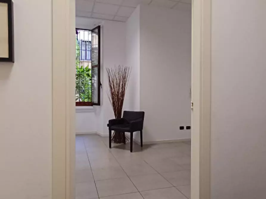 Immagine 4 di Camera in affitto  in Via San Gregorio 45 a Milano