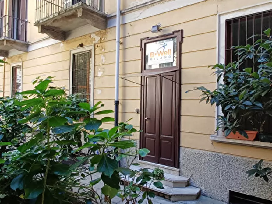 Immagine 21 di Camera in affitto  in Via San Gregorio 45 a Milano