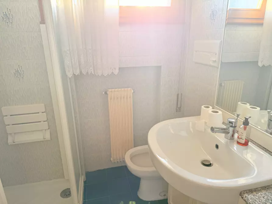 Immagine 8 di Appartamento in vendita  in Via Vittorio Veneto a Battaglia Terme