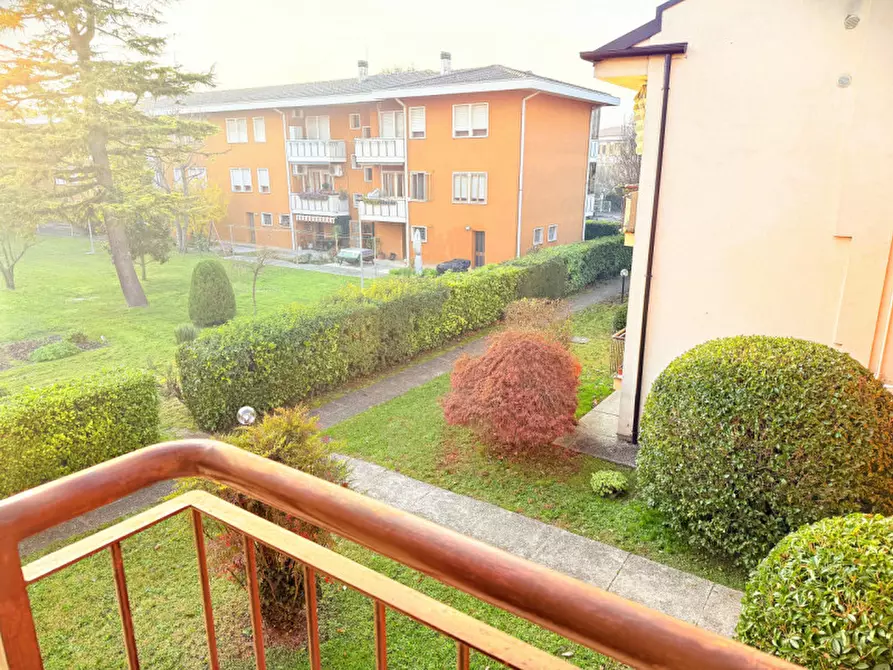 Immagine 11 di Appartamento in vendita  in Via Vittorio Veneto a Battaglia Terme