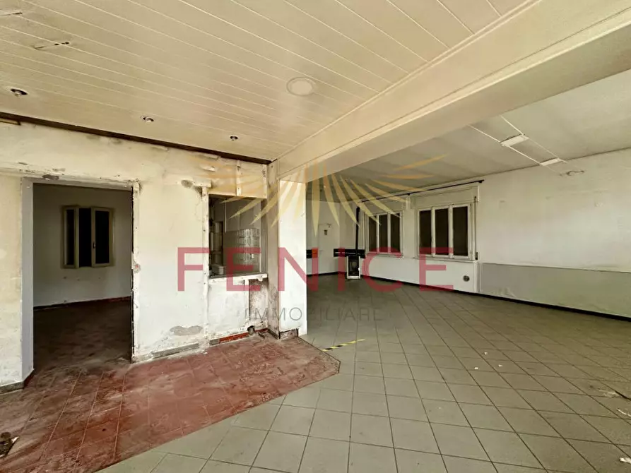 Immagine 7 di Negozio in vendita  in Via Risorgimento a Trevignano