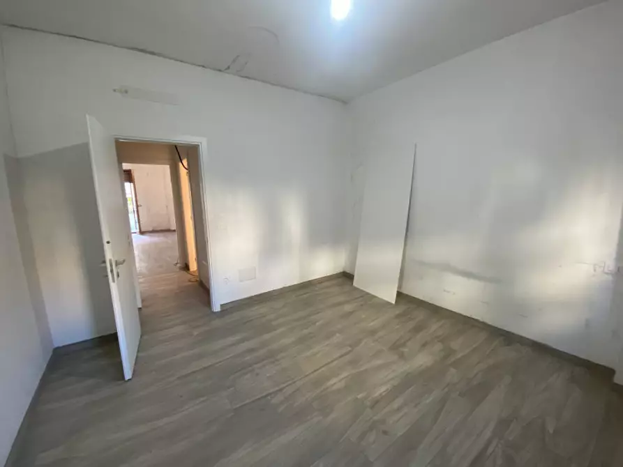 Immagine 5 di Appartamento in vendita  in Via Pierino Belli a Alba