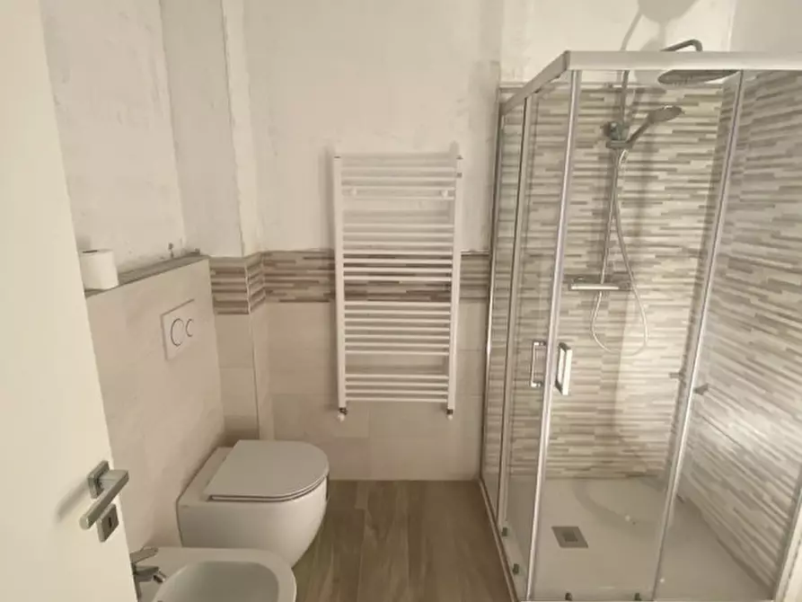 Immagine 7 di Appartamento in vendita  in Via Pierino Belli a Alba