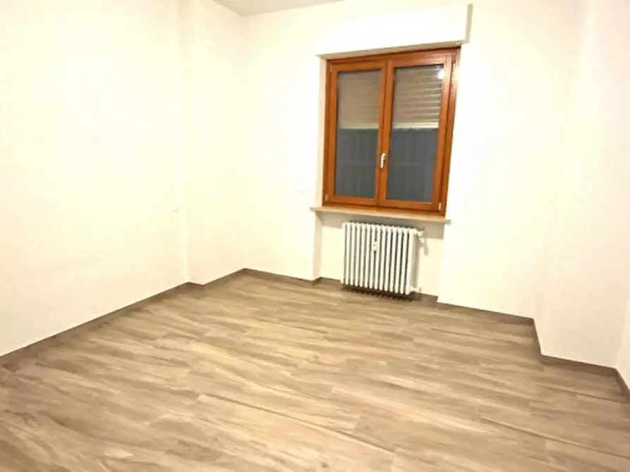 Immagine 8 di Appartamento in vendita  in Via Pierino Belli a Alba