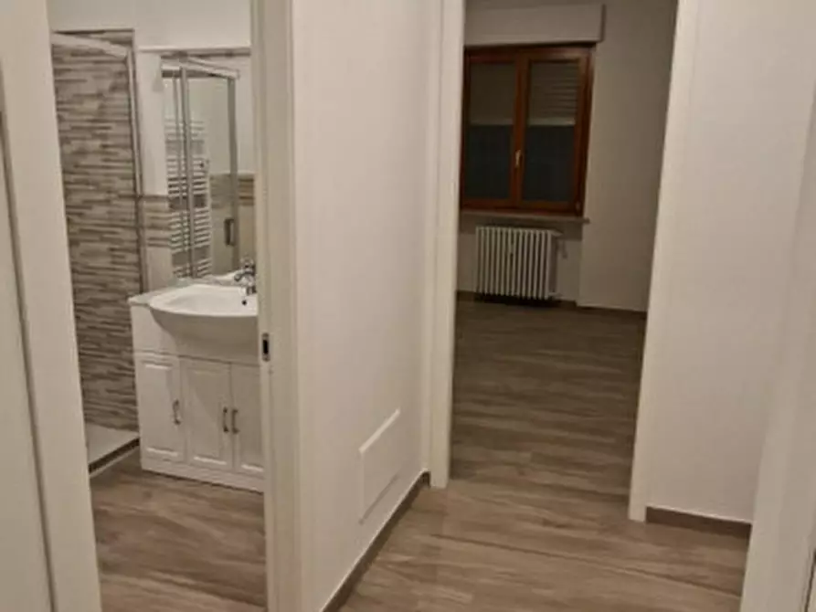 Immagine 16 di Appartamento in vendita  in Via Pierino Belli a Alba