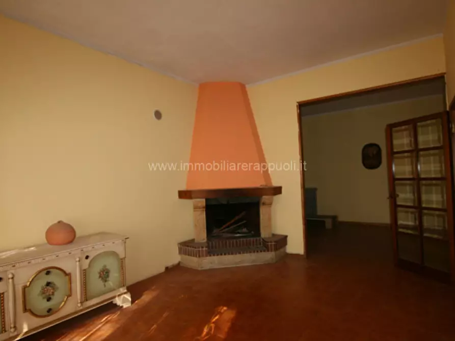 Immagine 17 di Casa indipendente in vendita  a Torrita Di Siena