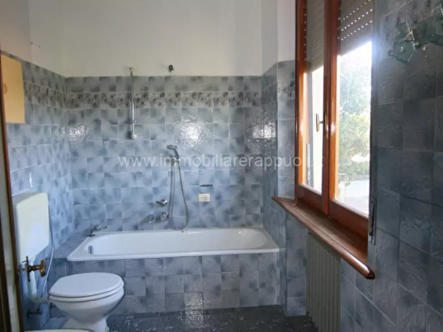 Immagine 42 di Casa indipendente in vendita  a Torrita Di Siena