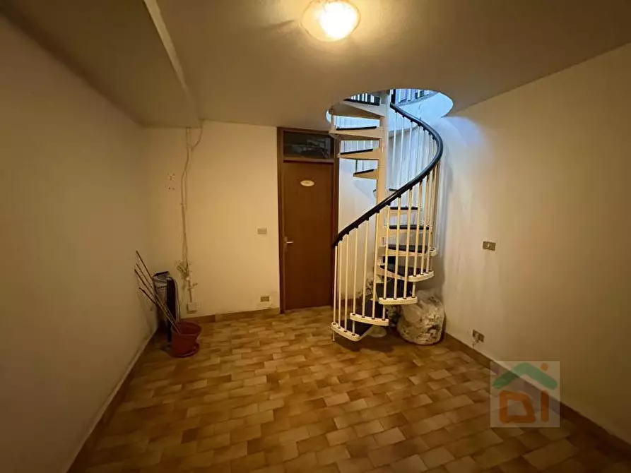 Immagine 8 di Ufficio in vendita  in Via Poscolle 73 a Udine