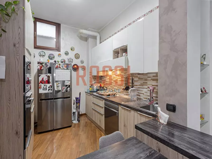 Immagine 6 di Appartamento in vendita  in Via Ugo Foscolo a Lesmo