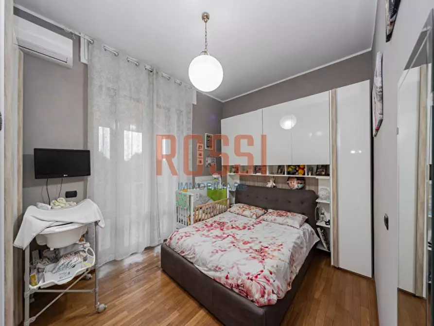 Immagine 11 di Appartamento in vendita  in Via Ugo Foscolo a Lesmo