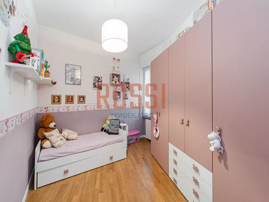 Immagine 13 di Appartamento in vendita  in Via Ugo Foscolo a Lesmo