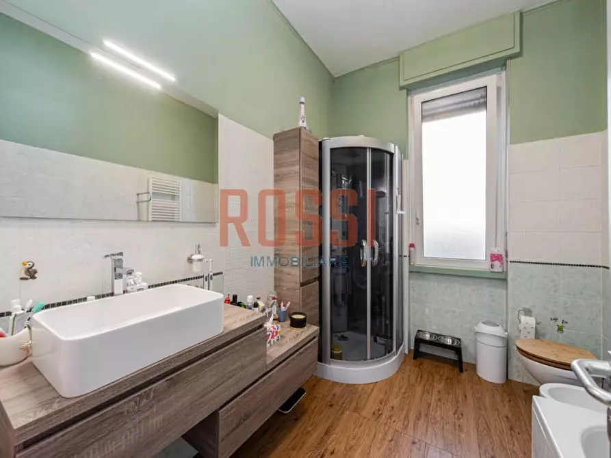 Immagine 16 di Appartamento in vendita  in Via Ugo Foscolo a Lesmo