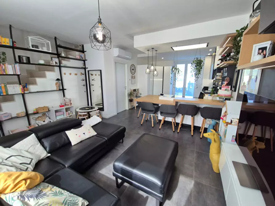 Immagine 2 di Villetta a schiera in vendita  in Via Canova a Sona