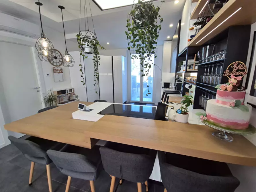 Immagine 7 di Villetta a schiera in vendita  in Via Canova a Sona