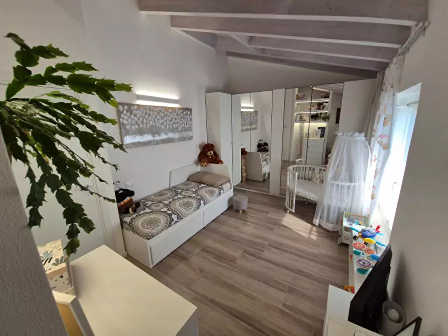 Immagine 10 di Villetta a schiera in vendita  in Via Canova a Sona