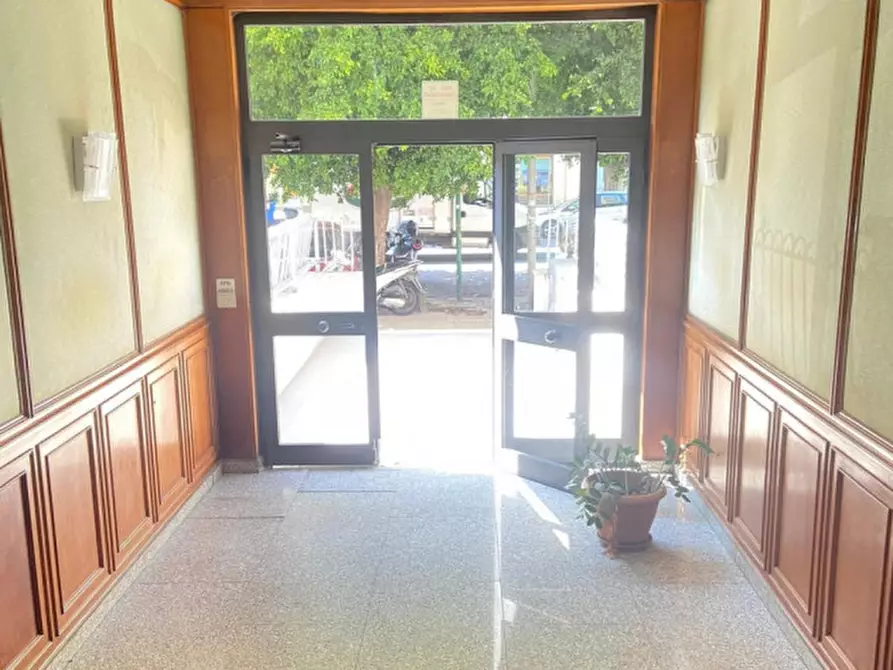 Immagine 3 di Appartamento in vendita  in Via Ammiraglio Rizzo a Palermo
