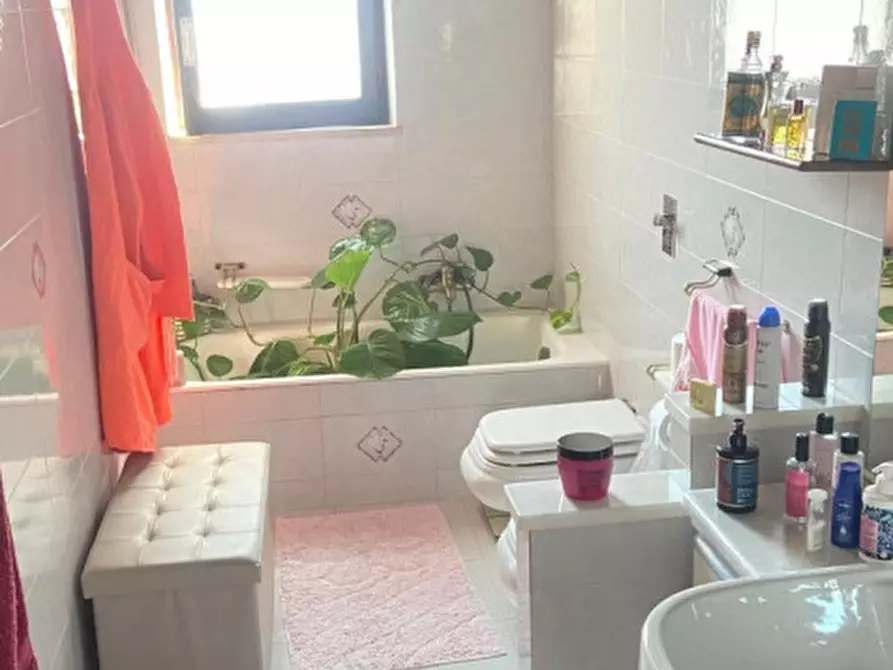 Immagine 18 di Appartamento in vendita  in Via Ammiraglio Rizzo a Palermo