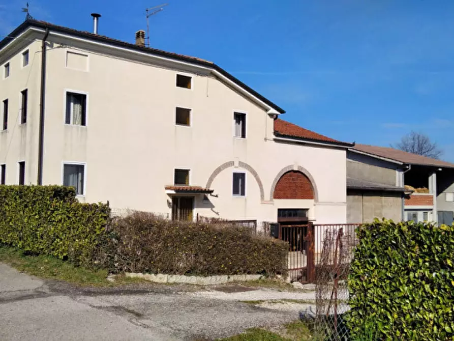 Immagine 1 di Casa indipendente in vendita  in Via Colderuga a Longare