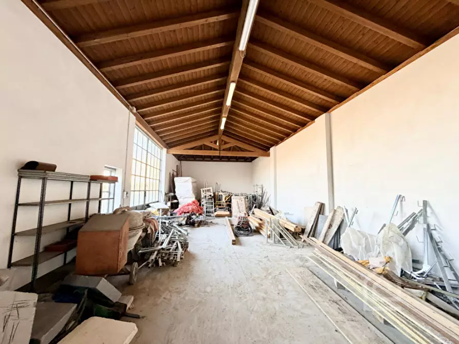 Immagine 3 di Capannone industriale in vendita  in Strada Pozzo 23 a Chivasso