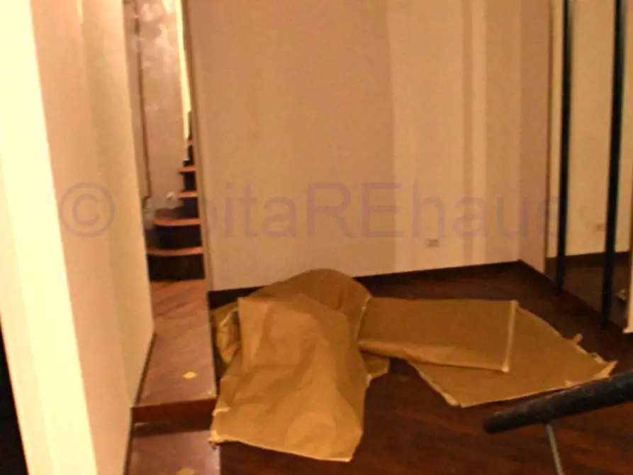 Immagine 13 di Negozio in affitto  in Galleria Sernesi a Bolzano