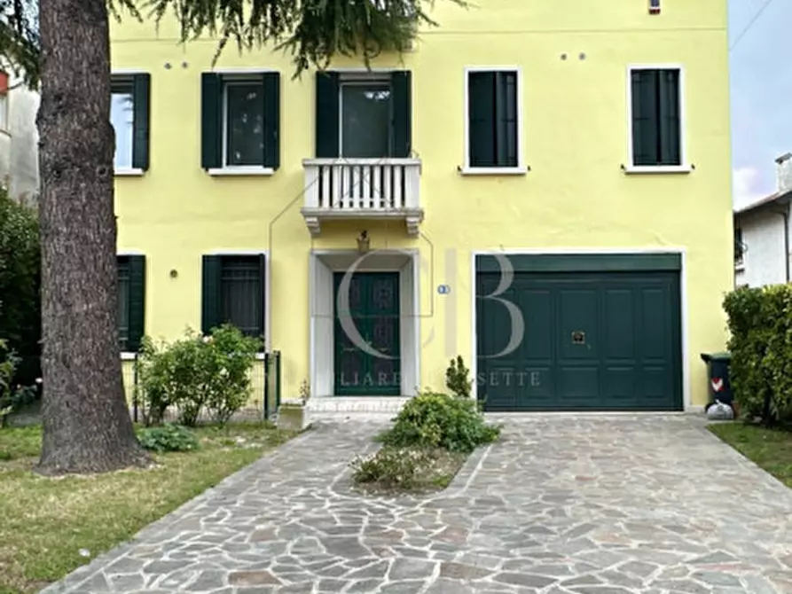 Immagine 1 di Appartamento in vendita  in Via Antonio Ferrero a Padova