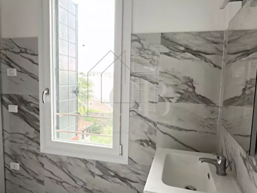 Immagine 8 di Appartamento in vendita  in Via Antonio Ferrero a Padova