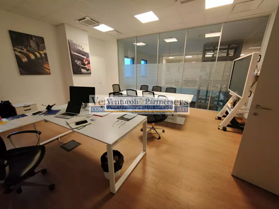 Immagine 9 di Ufficio in affitto  in via benaco a Bedizzole