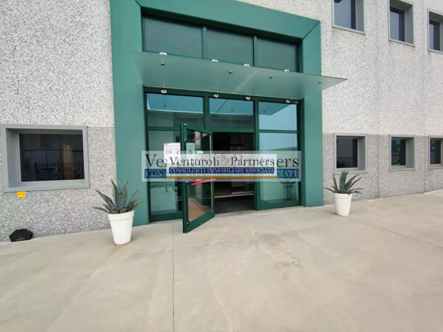 Immagine 12 di Ufficio in affitto  in via benaco a Bedizzole