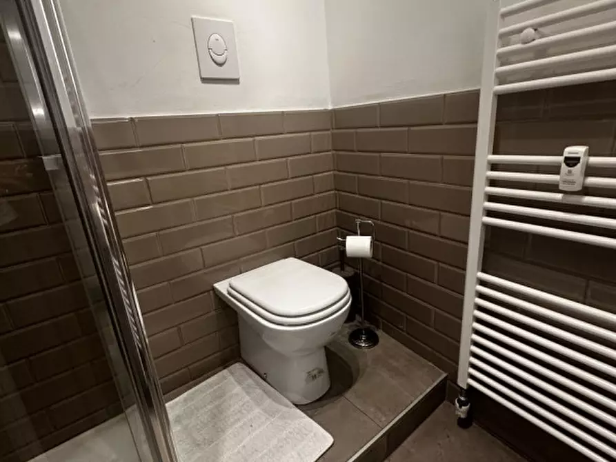 Immagine 18 di Appartamento in vendita  in via rolando da piazzola a Padova