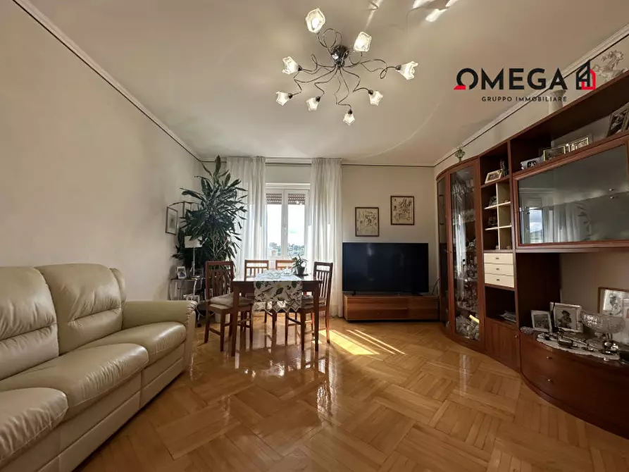 Immagine 2 di Appartamento in vendita  in Via Pasquale Revoltella 40 a Trieste