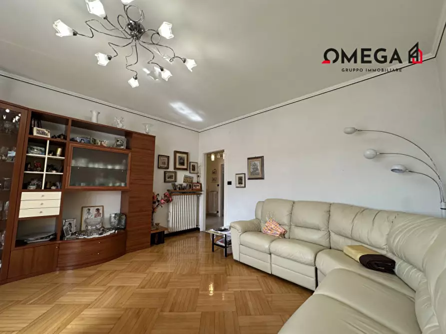 Immagine 3 di Appartamento in vendita  in Via Pasquale Revoltella 40 a Trieste