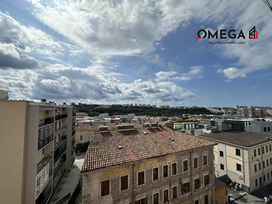 Immagine 8 di Appartamento in vendita  in Via Pasquale Revoltella 40 a Trieste