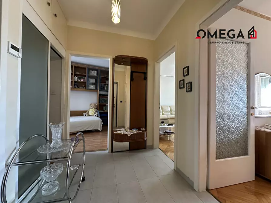 Immagine 10 di Appartamento in vendita  in Via Pasquale Revoltella 40 a Trieste