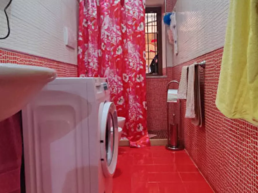 Immagine 10 di Appartamento in vendita  in via Accarino a Eboli