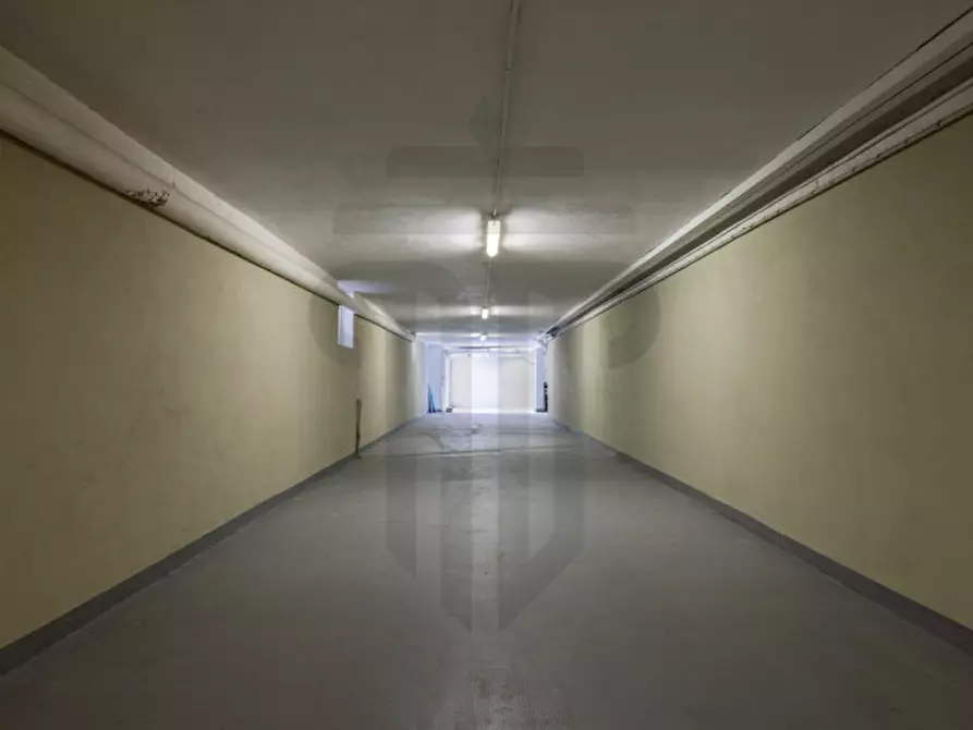 Immagine 8 di Magazzino in vendita  in Via Milano a Bolzano