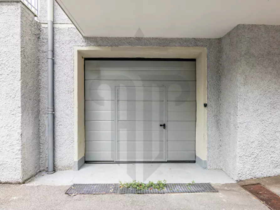 Immagine 11 di Magazzino in vendita  in Via Milano a Bolzano