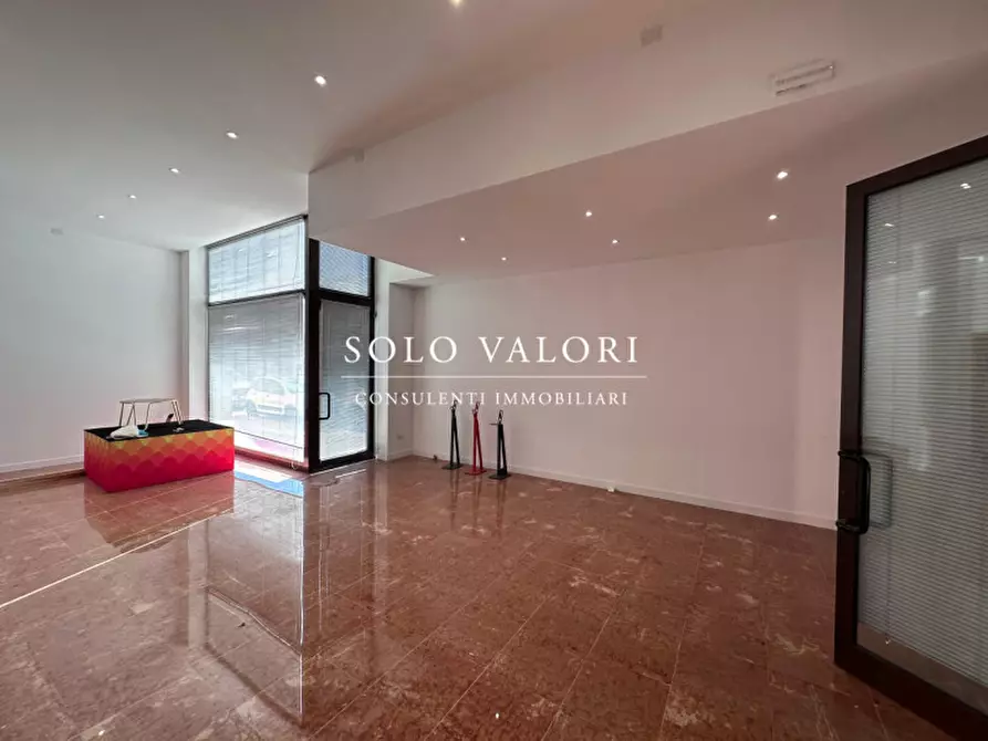 Immagine 4 di Negozio in affitto  a Castelfranco Veneto