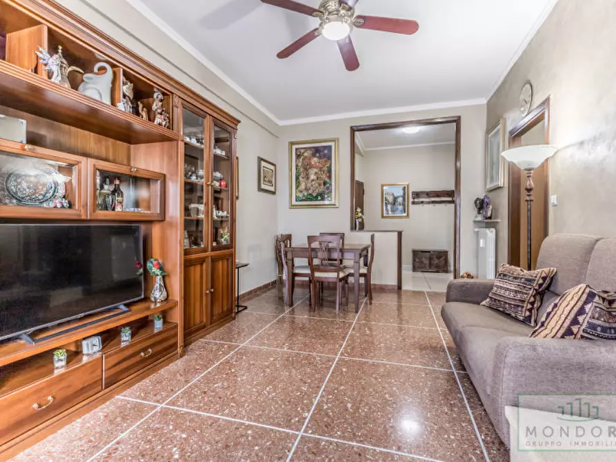 Immagine 5 di Appartamento in vendita  in Via Sante Bargellini a Roma