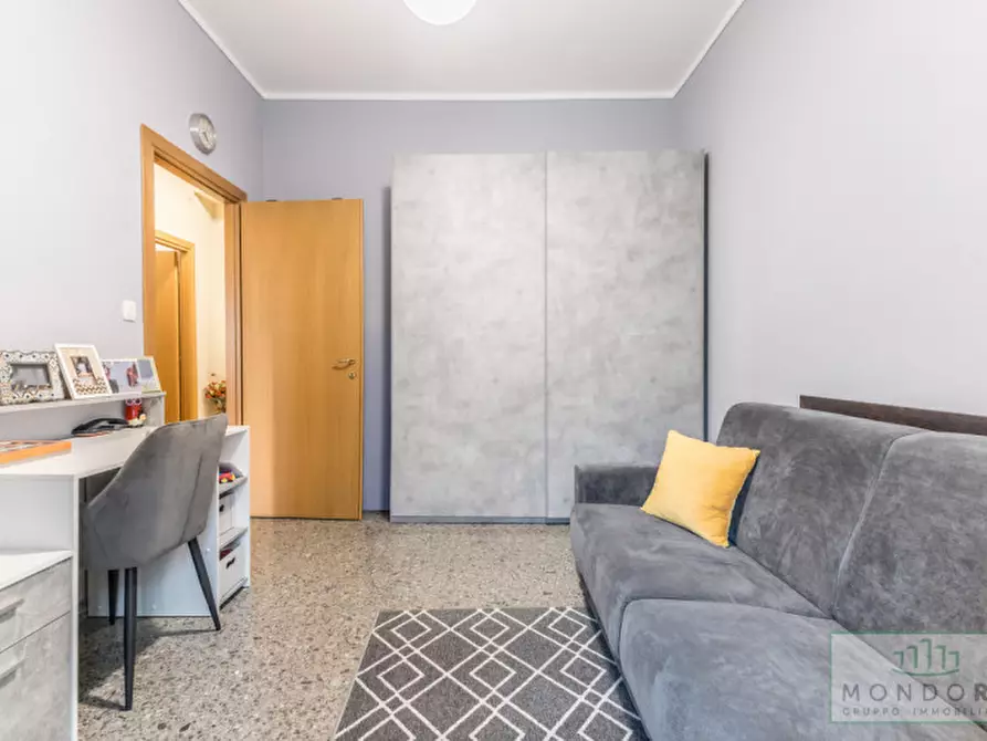 Immagine 21 di Appartamento in vendita  in Via Sante Bargellini a Roma