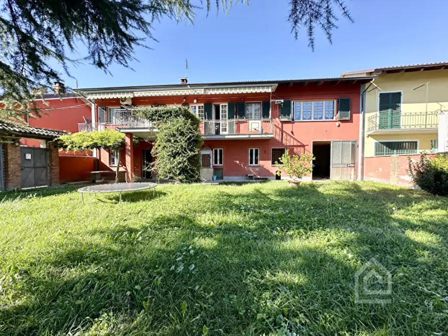 Immagine 1 di Casa bifamiliare in vendita  in Via Cadacorte 16 a Brusasco