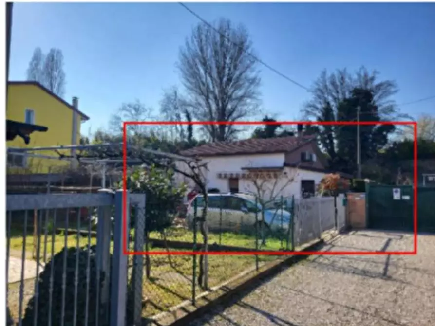 Immagine 1 di Casa indipendente in vendita  in VIA MADONNA DELLA SALUTE, 121 a Padova